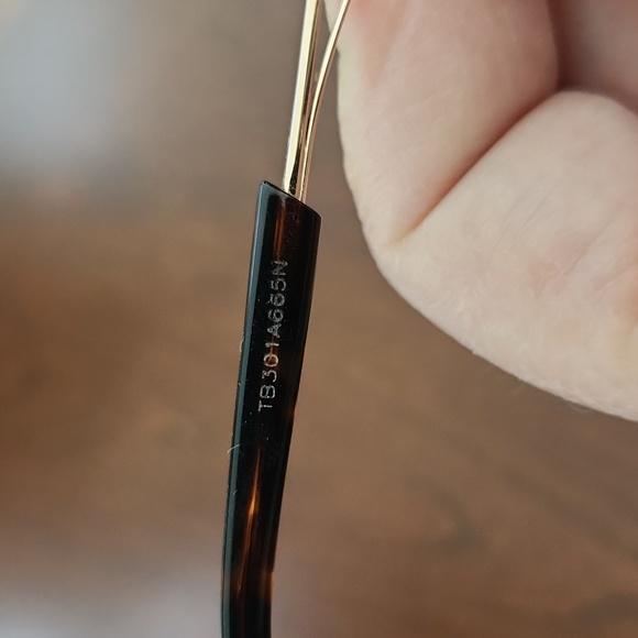 Givency Round Sunglasses - Picture 8 of 11